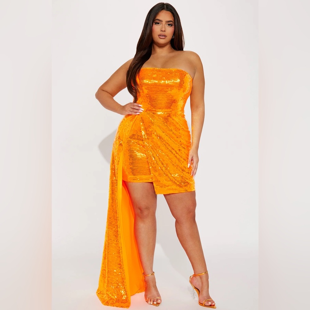 Her World Fashion Nova Dress - Picture 3 of 6